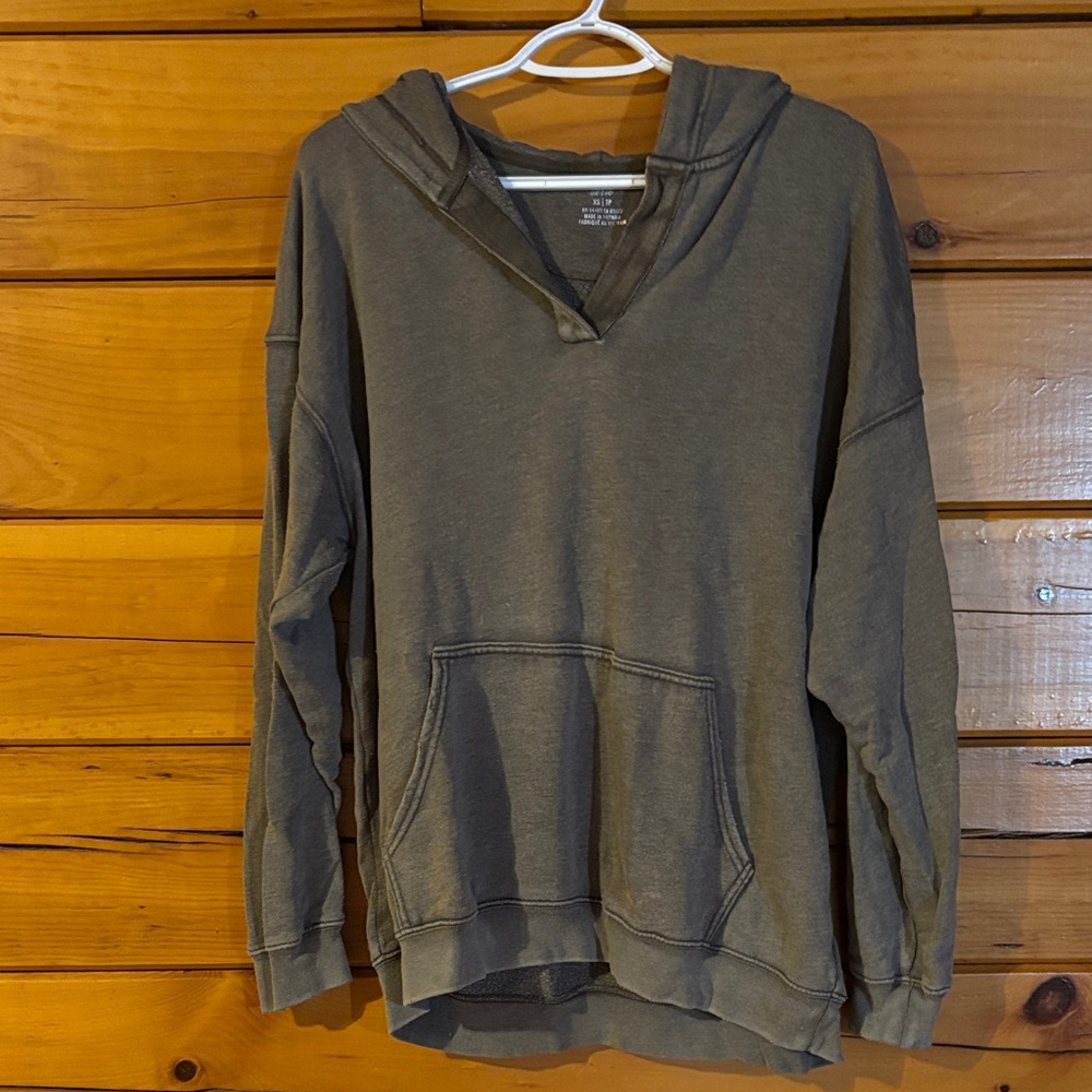 Aerie Charcoal Gray Top